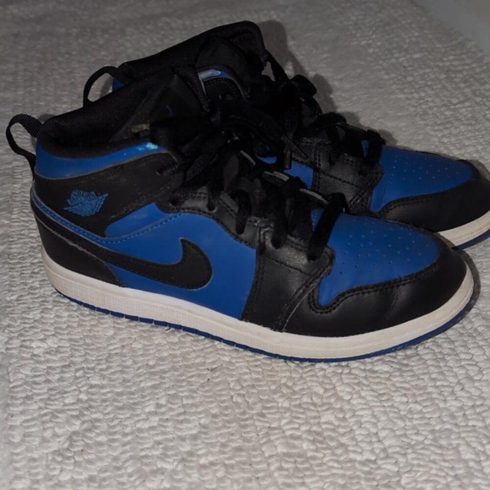 NIKE Air Jordan Kids Mid Black and Blue Sneakers 3 - Picture 7 of 10